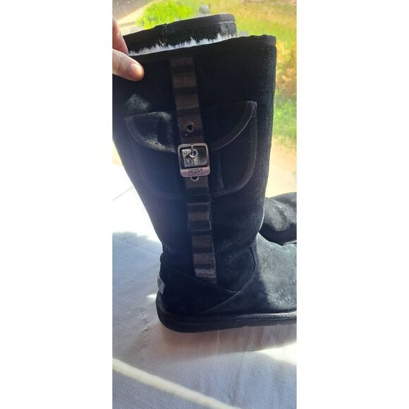 Ugg Australia Size 9 Women's Black Winter Boots 1895 - Picture 2 of 11